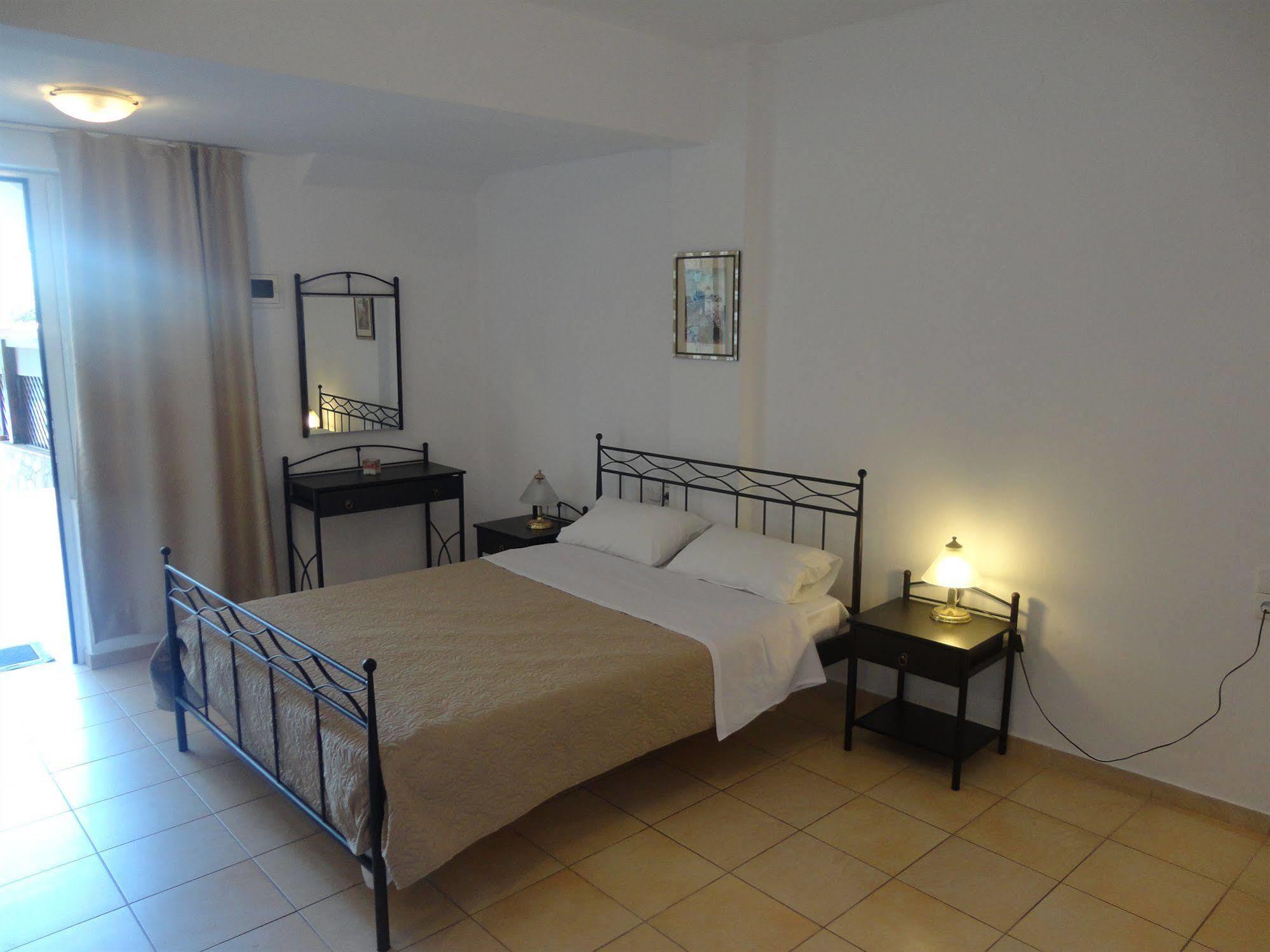 Polydoros Appartments Ágios Nikolaos Exterior foto